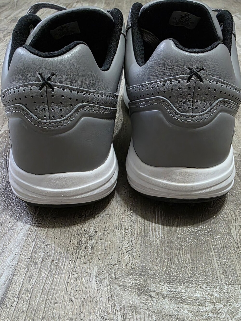 Travis Mathew Cuater Men's Size 8.5 Gray Moneymaker Spikeless Golf Shoes - Picture 5 of 9